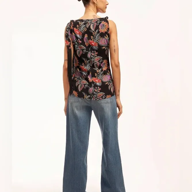 Equipment Femme SAMPLE Floral Black Sleeveless Top Purple - Image 3