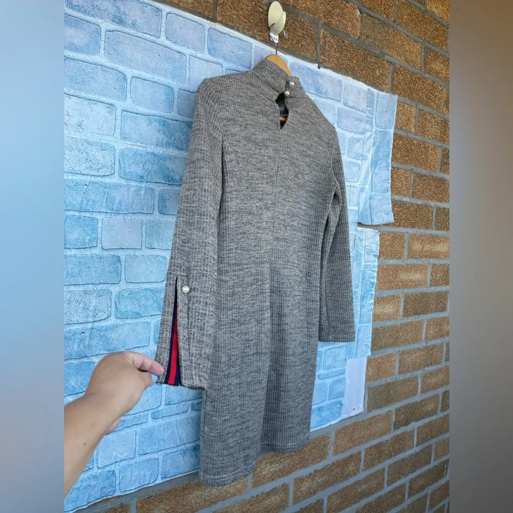 La Pateau sweater pearl detail dress size 8 Gray - Image 8