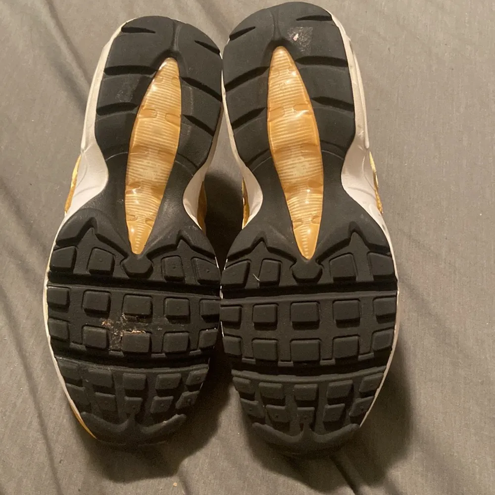 Nike Air Max 95 Black and Gold Women’s Running Shoe size 8 - Image 6