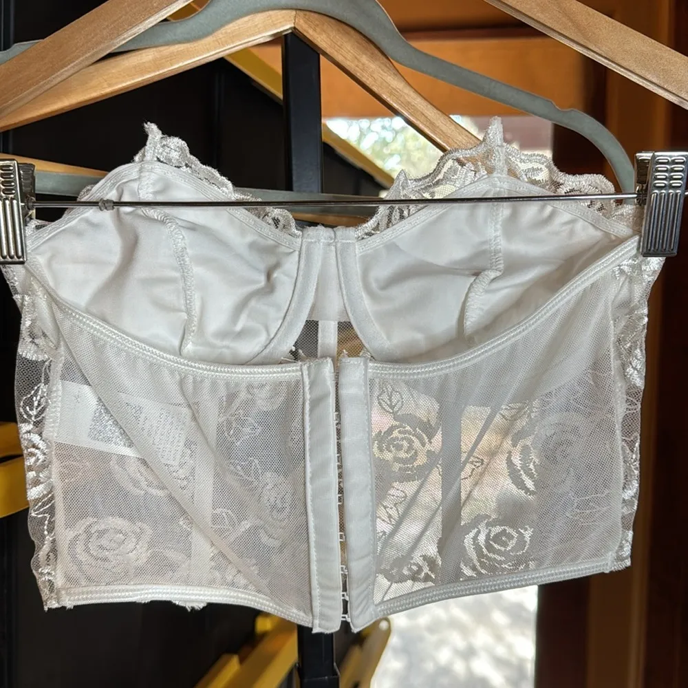 SHEIN White Lace Floral Rose Bra Intimates Size Small - Image 11