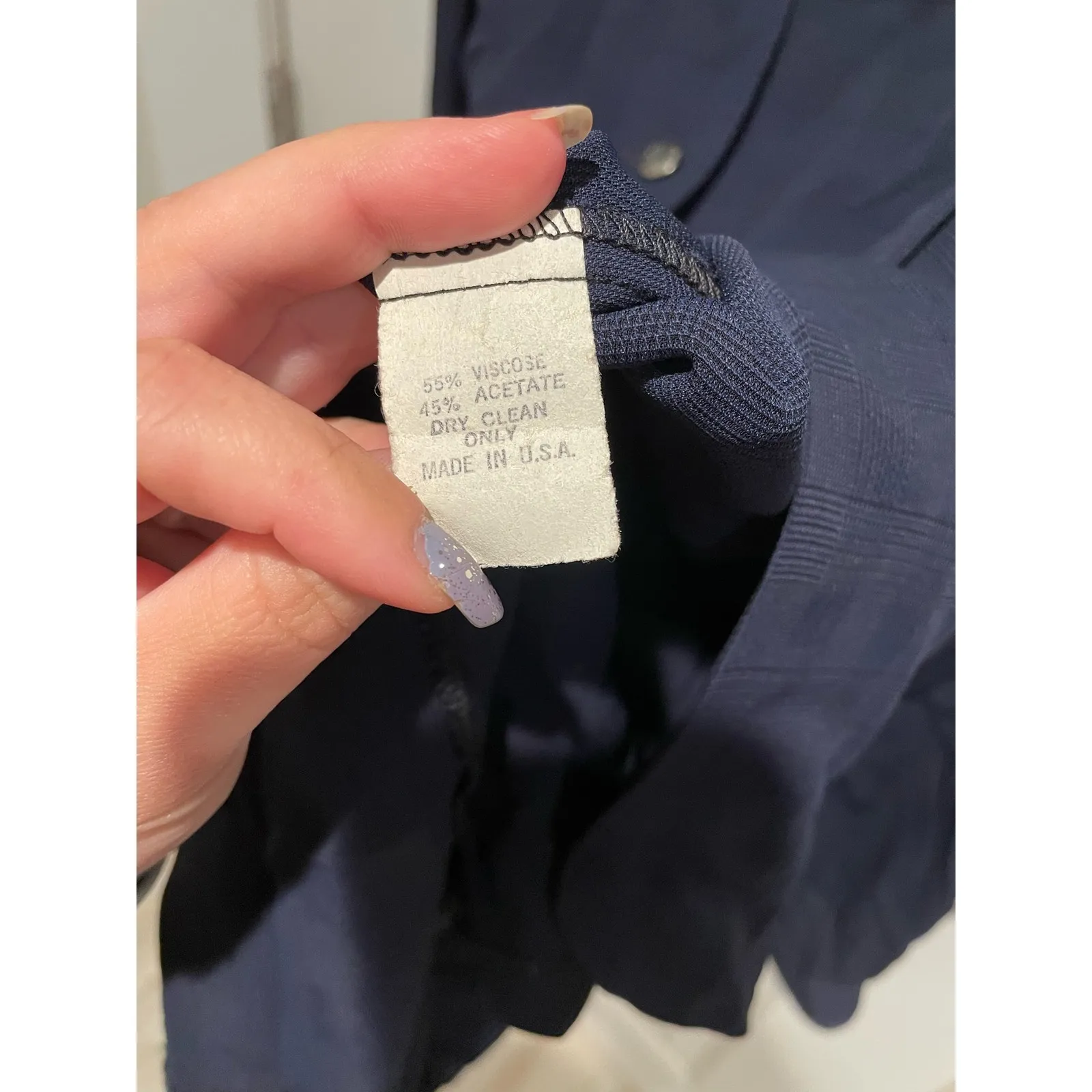 Linda Dresner Vintage Navy button down pleated shirt S/M Blue - Image 4