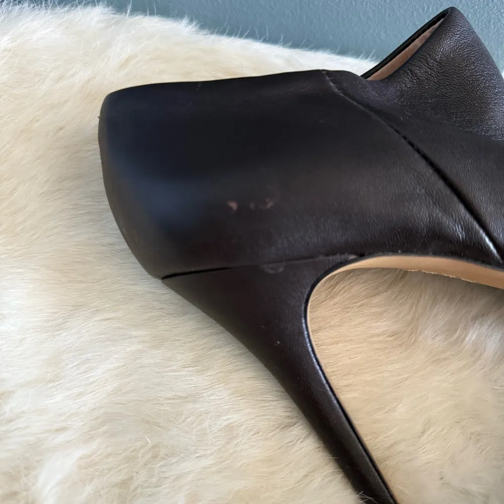 Women’s Elvin Platform Leather Bootie - Image 2