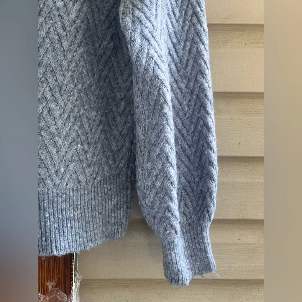 Abercrombie & Fitch Cable Mock Sweater - Image 11