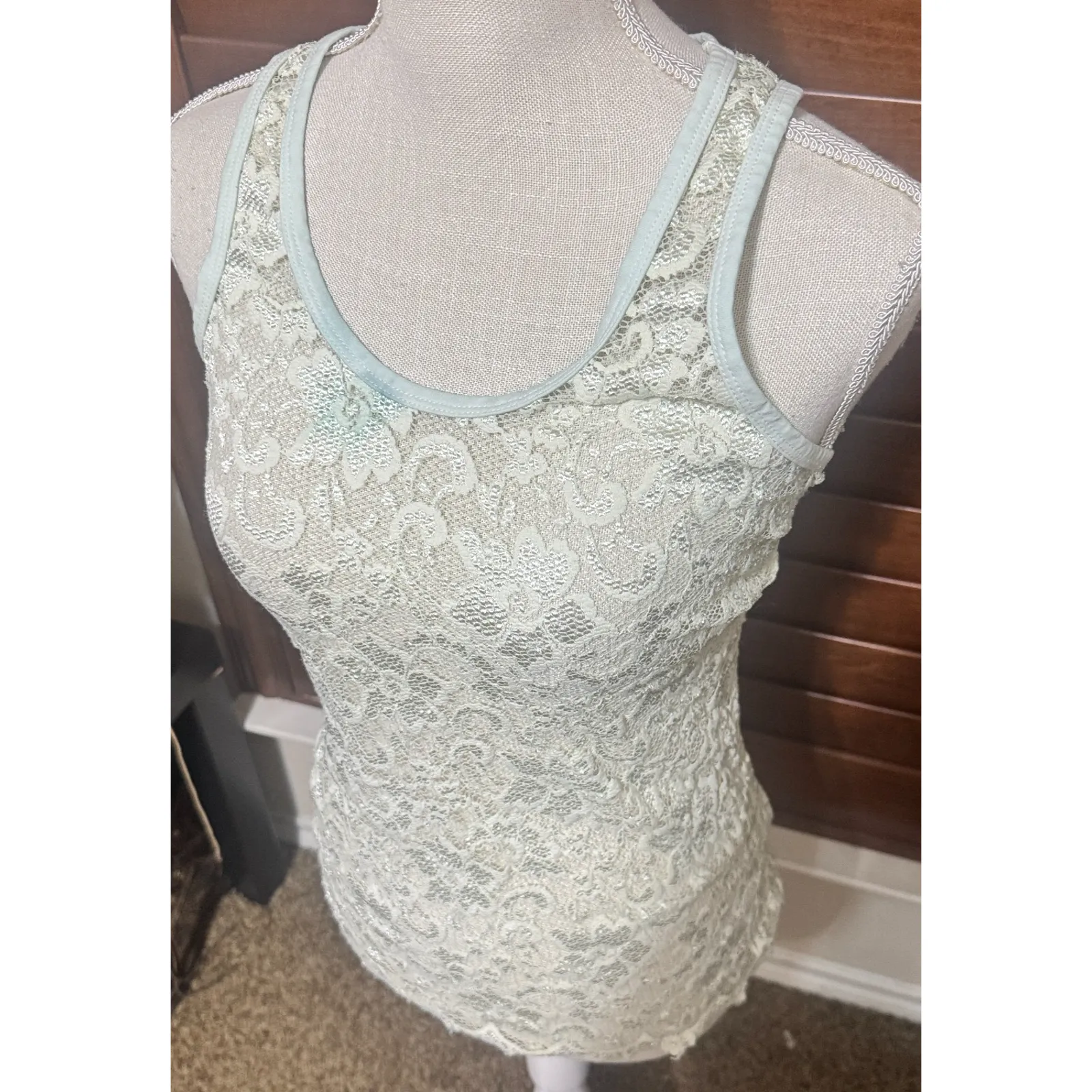 BKE Ivory Lace Tank Top Women’s sz L cami coquette fairy cream sheer - Image 2
