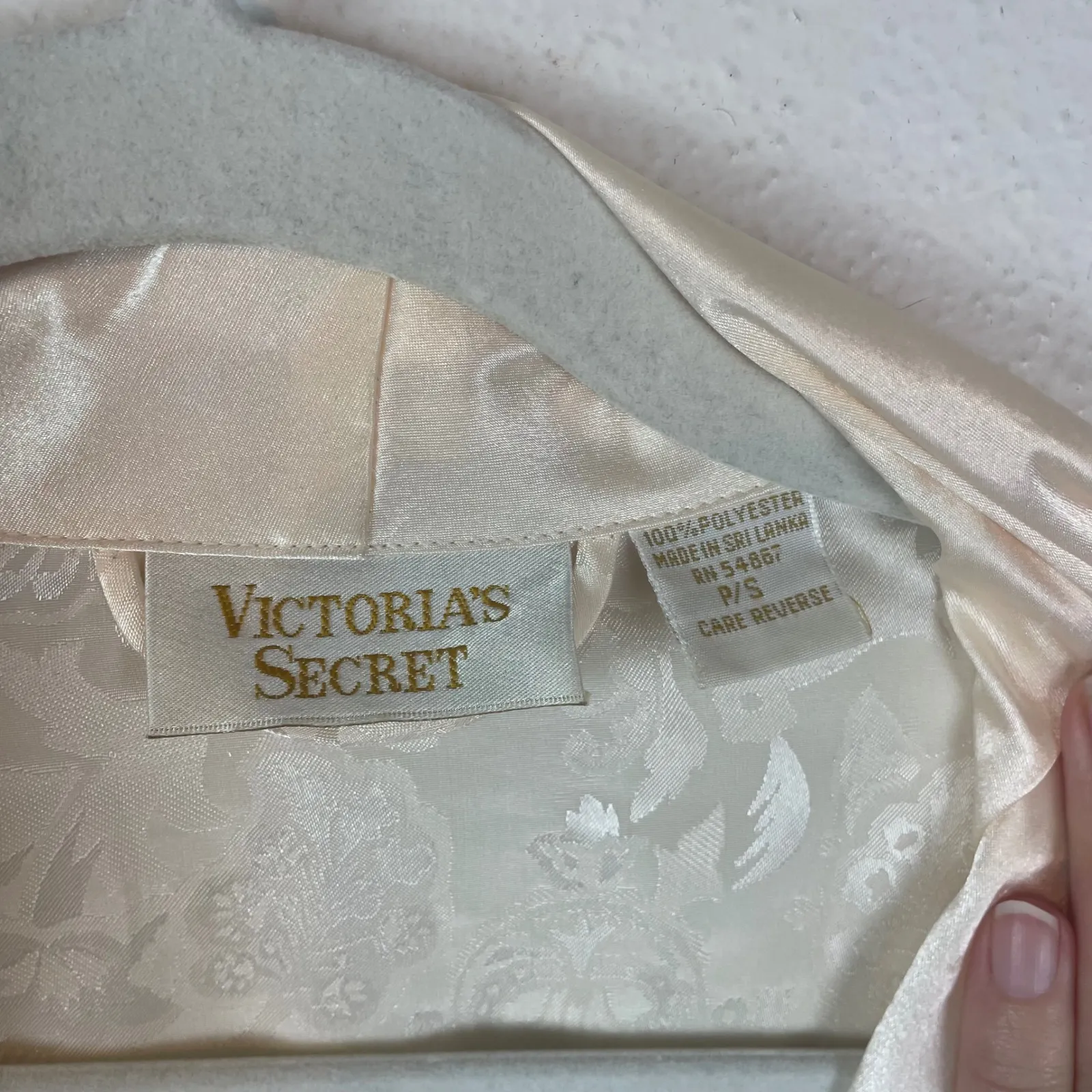 VTG‎ Gold Label Victoria's Secret White Jacquard Floral Satin Robe S Bridal - Image 6