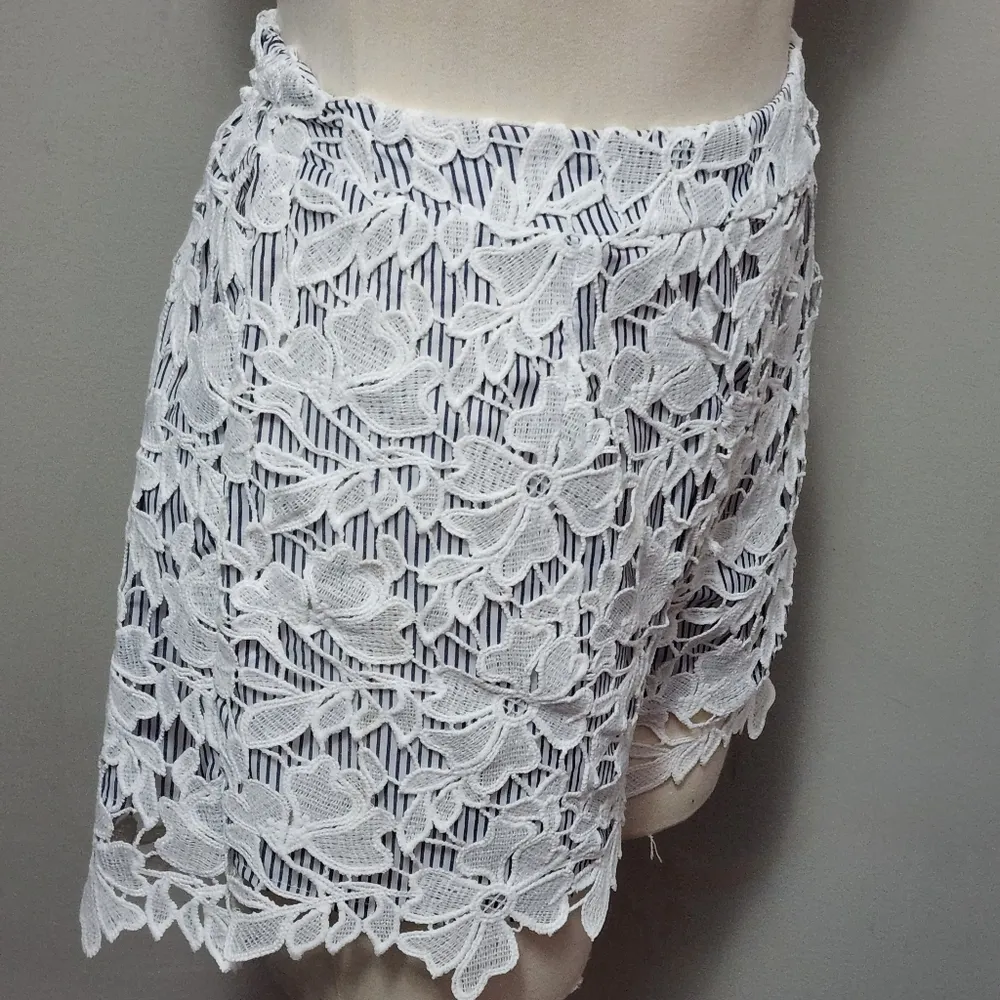 Adiva lace overlay pull - Image 3