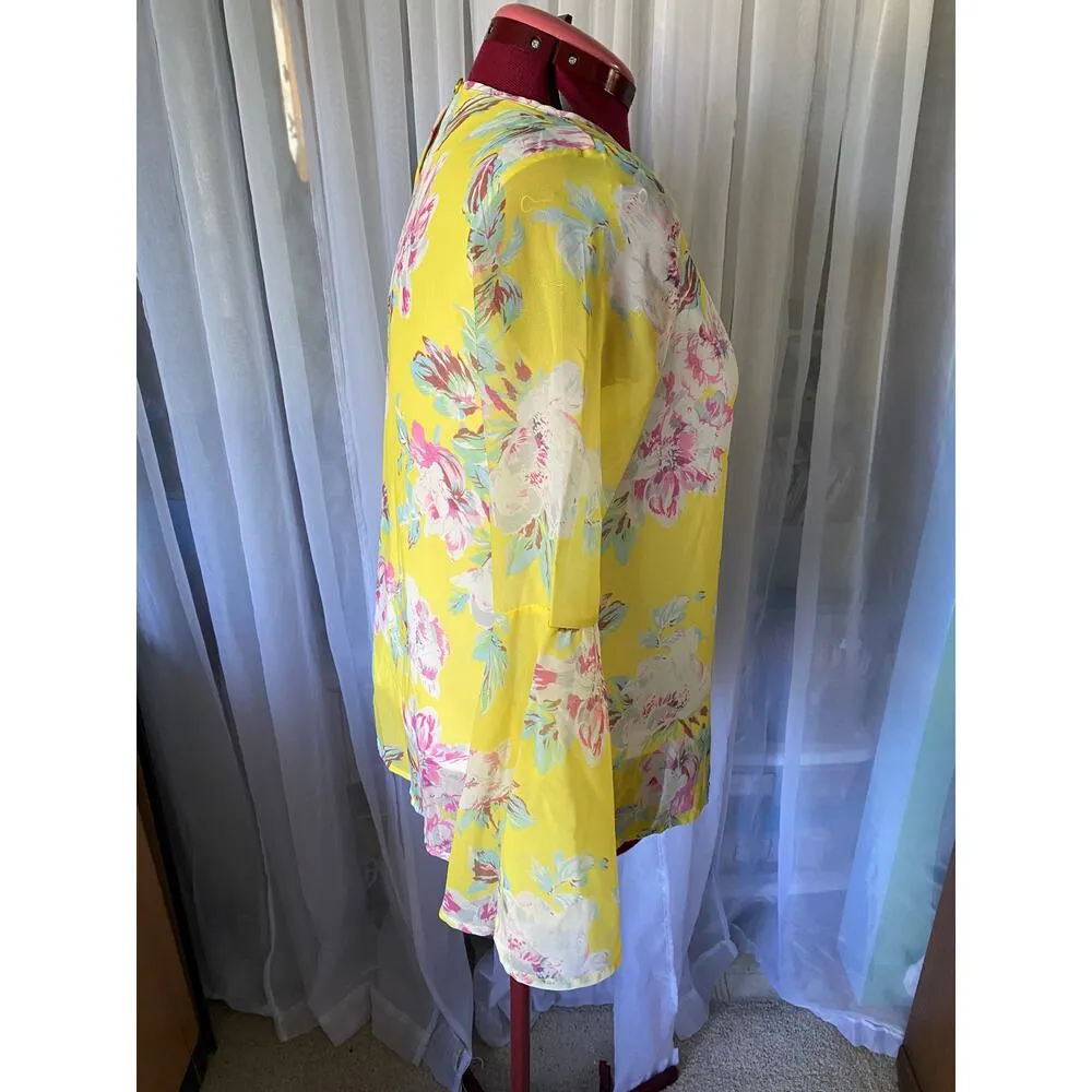 Pink Lily knit top floral yellow bell sleeves - Image 8