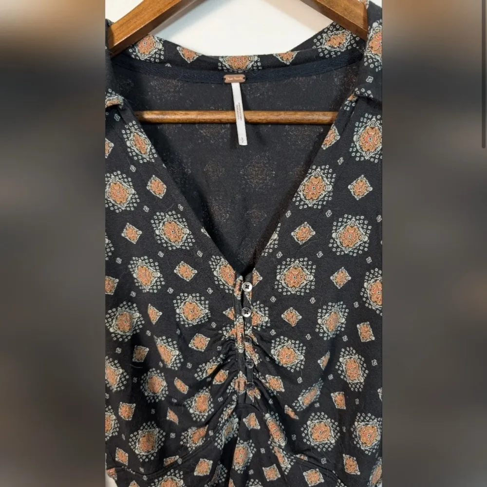 Free People - Sydney's Party Washed Black Print Long Sleeve Blouse Size Small - Image 8