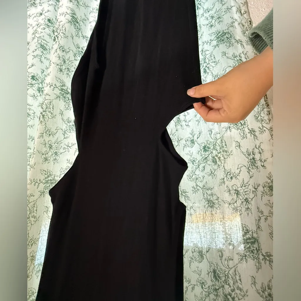 Indah
Thea Maxi Dress W/ Cutouts Black - Image 3