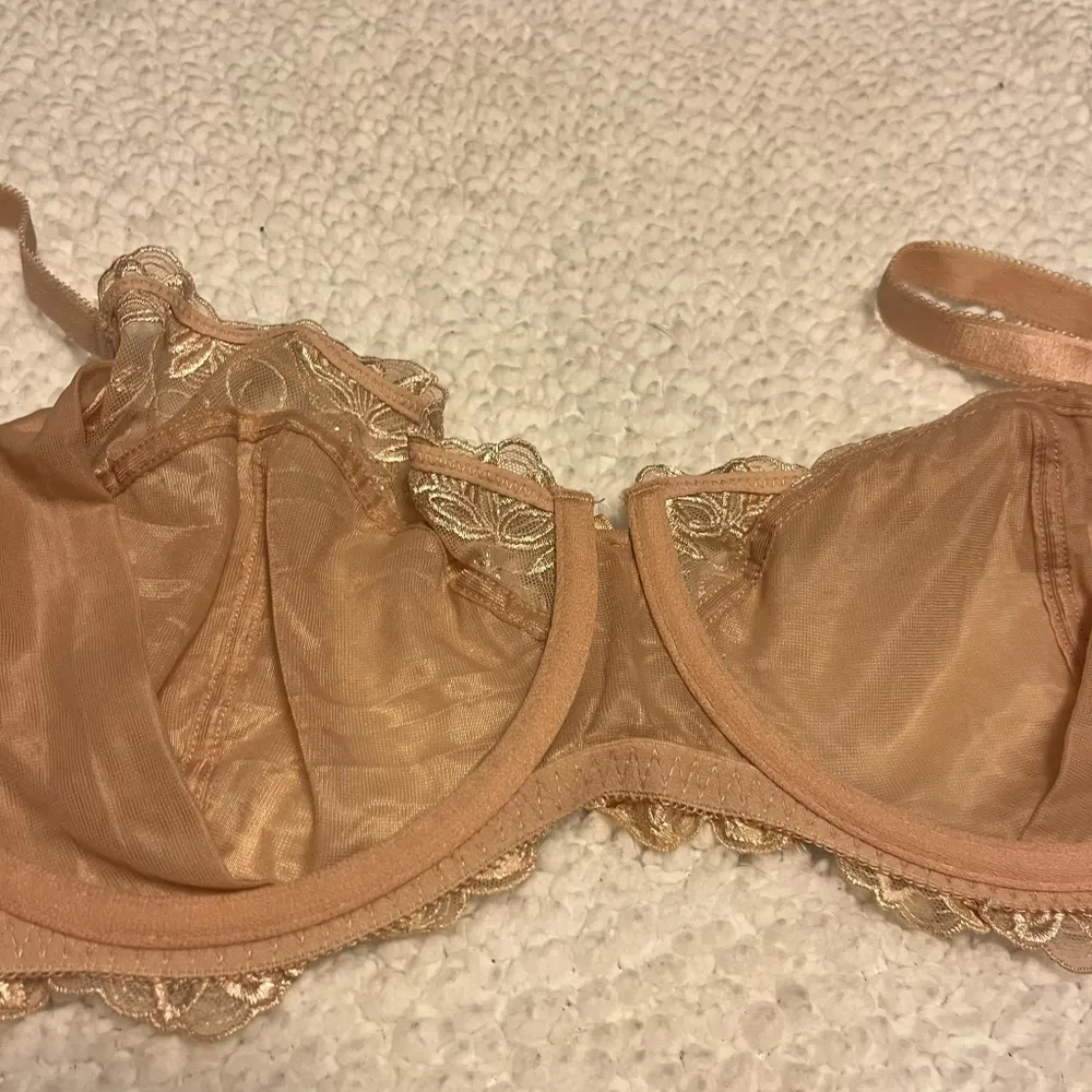 Deyllo 40DD / 40E Minimizer Lace Underwire Full Coverage Unlined Bra Size undefined - Image 5