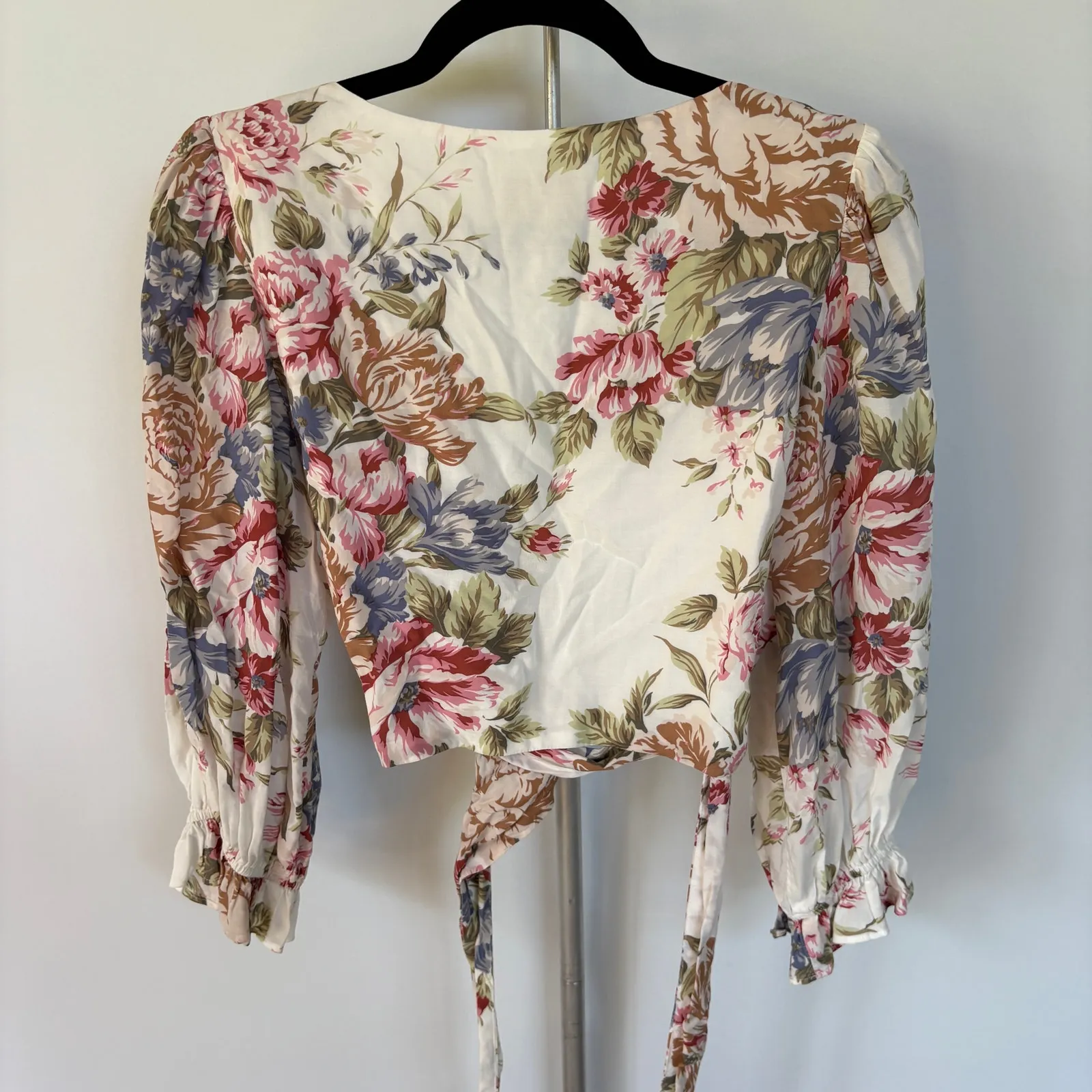 Auguste Floral Wrap Top Feminine Puff Sleeve Romantic Folk Blouse Size 4 White - Image 3