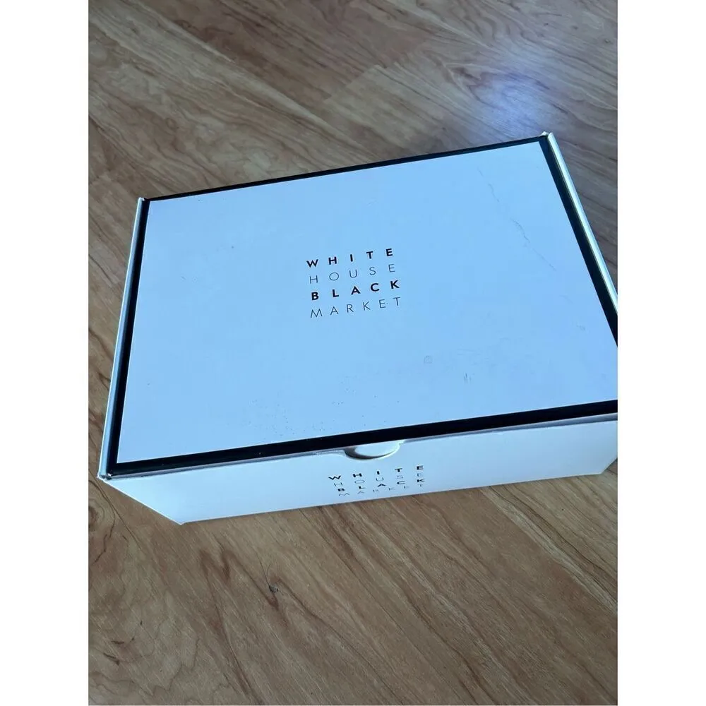 White House Black Market Kicks Star Sneakers size 7 - Image 7