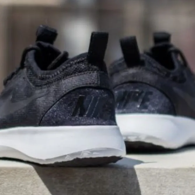 Nike Juvenate Black/White Lace Up Sneakers - Image 4