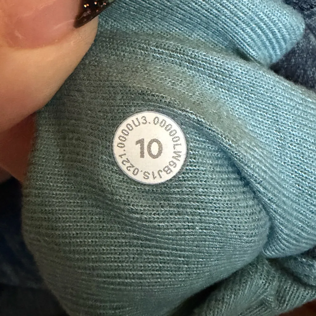 lululemon Ready to Rulu Joggers Crop Women’s 10 Color-Tidewater Teal/Black. - Image 4