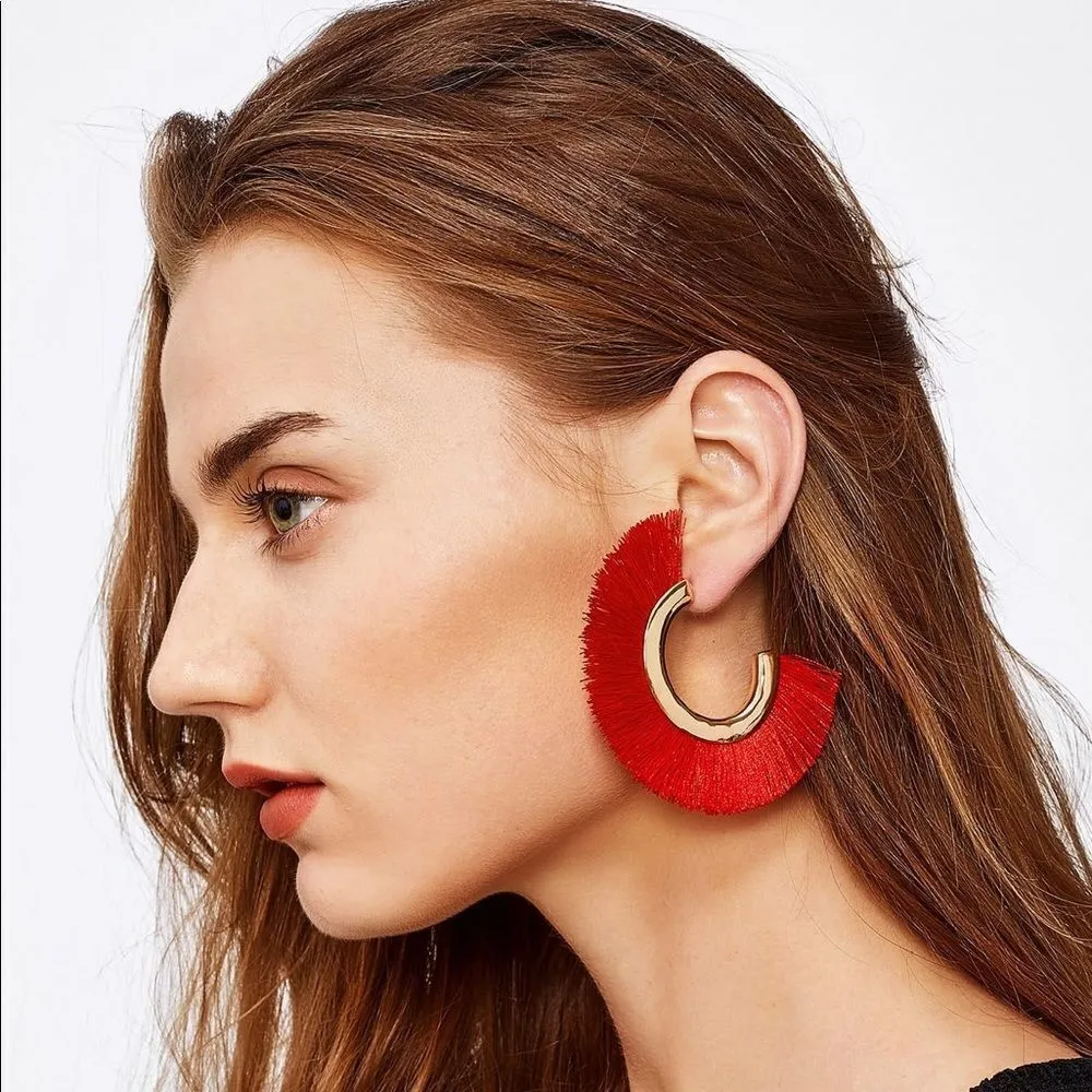 ✨HP✨Women's Pink Fringe Open Hoop Earrings✨ - Image 4