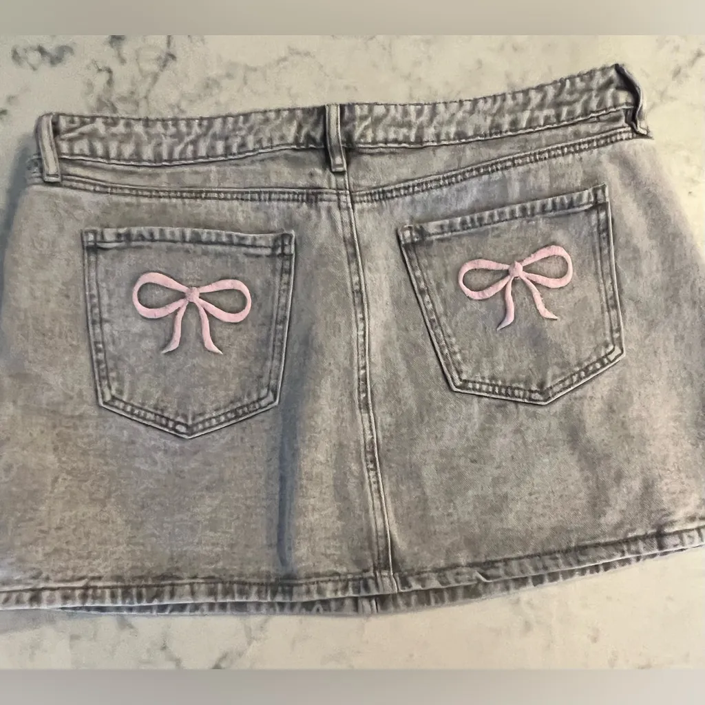 Ashley Mason Pink Bows Micro Mini Denim Jean Skirt size 13/31 Y2K Aesthetic New - Image 2