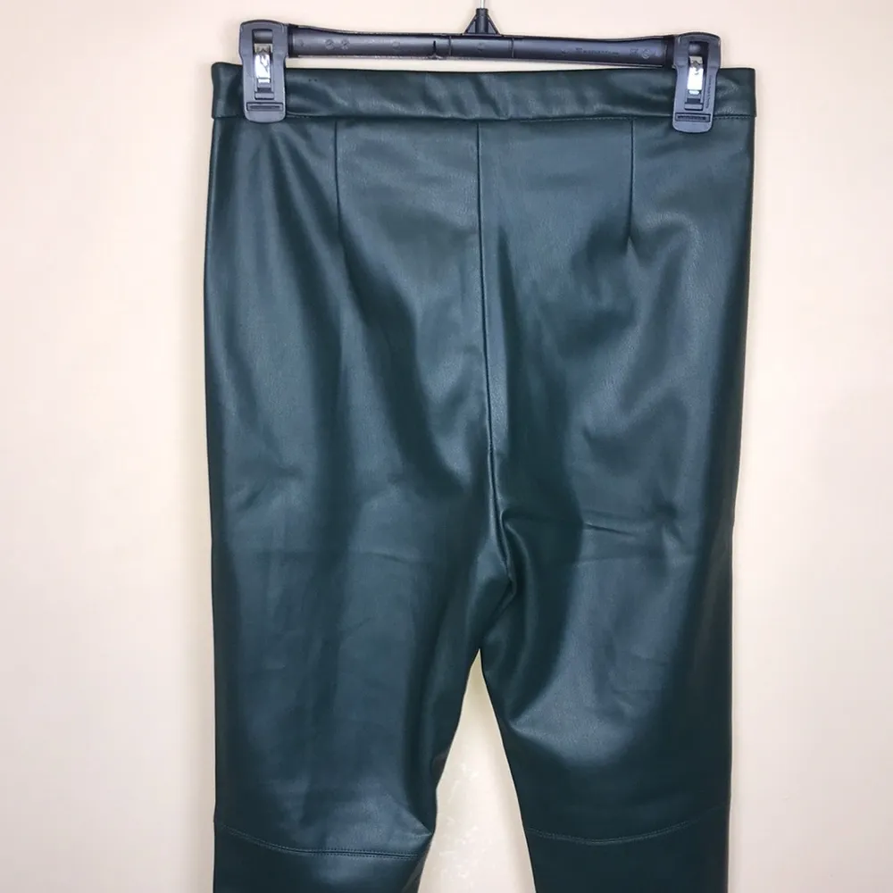 Zara Women’s Faux Leather Vegan High Waisted Olive Green Ankle Zipper Pants - Image 7