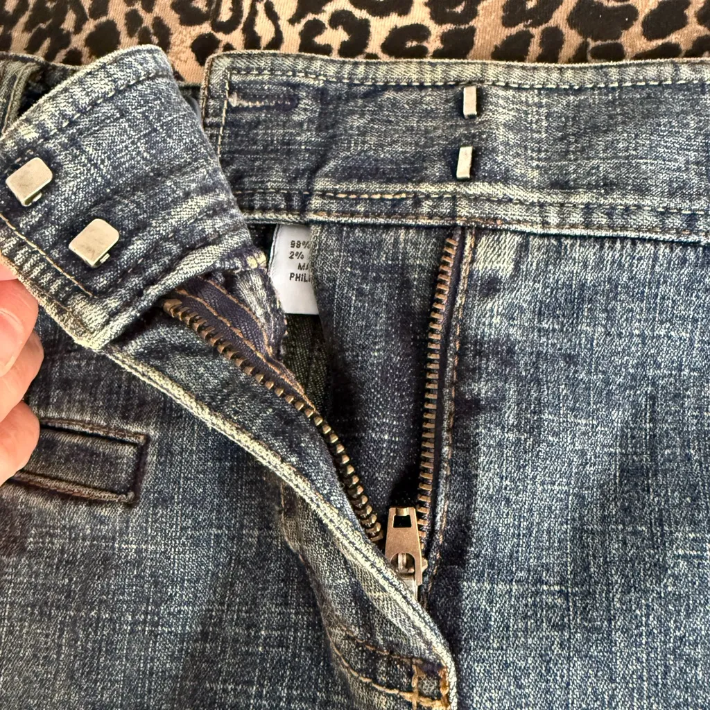 Ann Taylor LOFT Blue Stretch Denim Mini Skirt Size 2 - Image 3