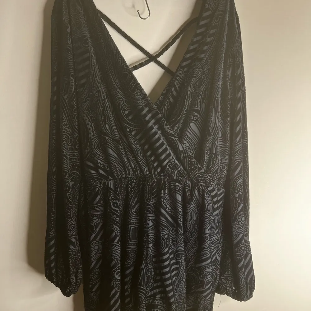 Ecote velour romper size medium - Image 13