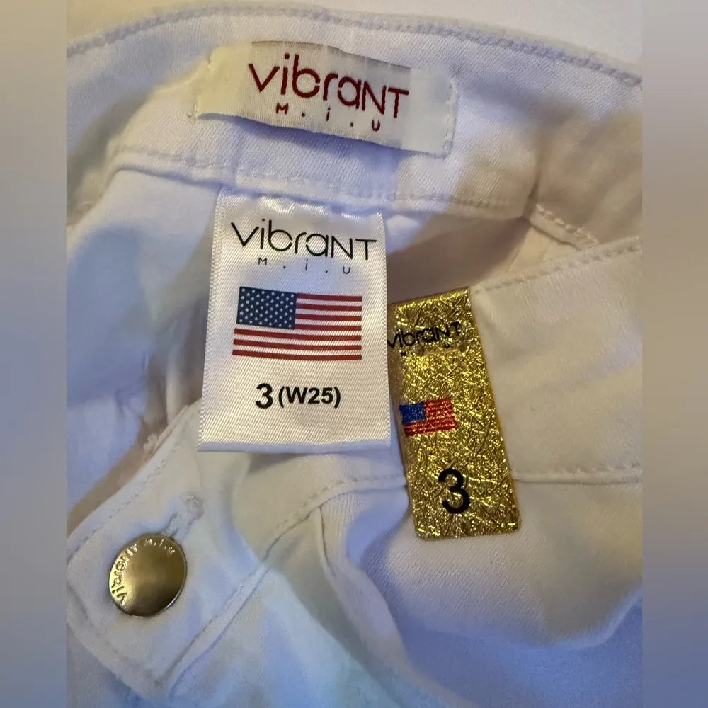 Vibrant high waist White Flare Pants size 3 - Image 13