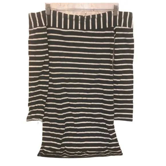 Heart & Hips Stripped Off the Shoulder Dress MED - Image 2