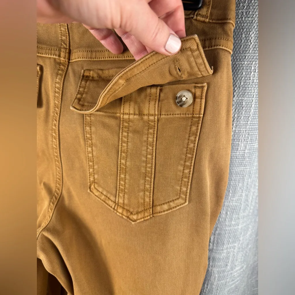 SPANX Stretch Twill Ankle Cargo Pant in Brown Honey Glow Size Medium - Image 8