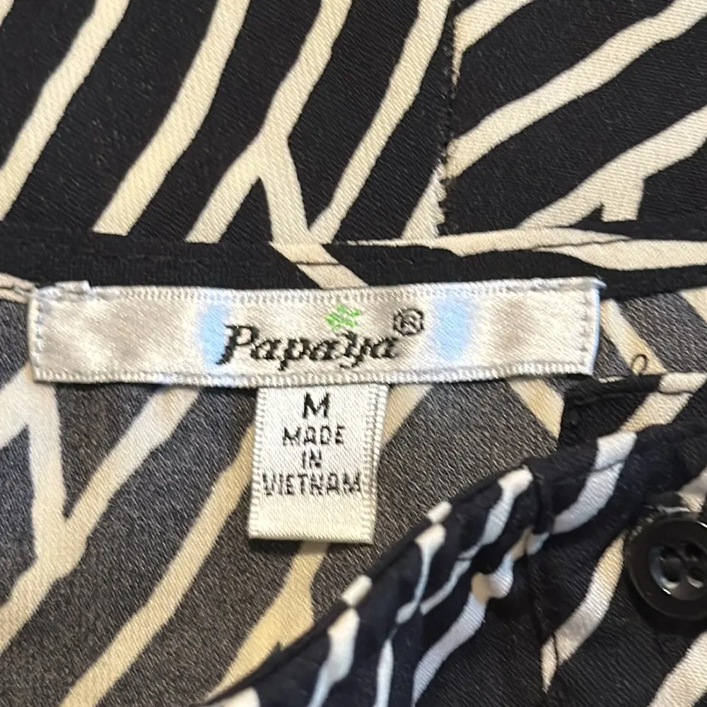 PAPAYA ROMPERS SHORTS Sz: M - Image 6