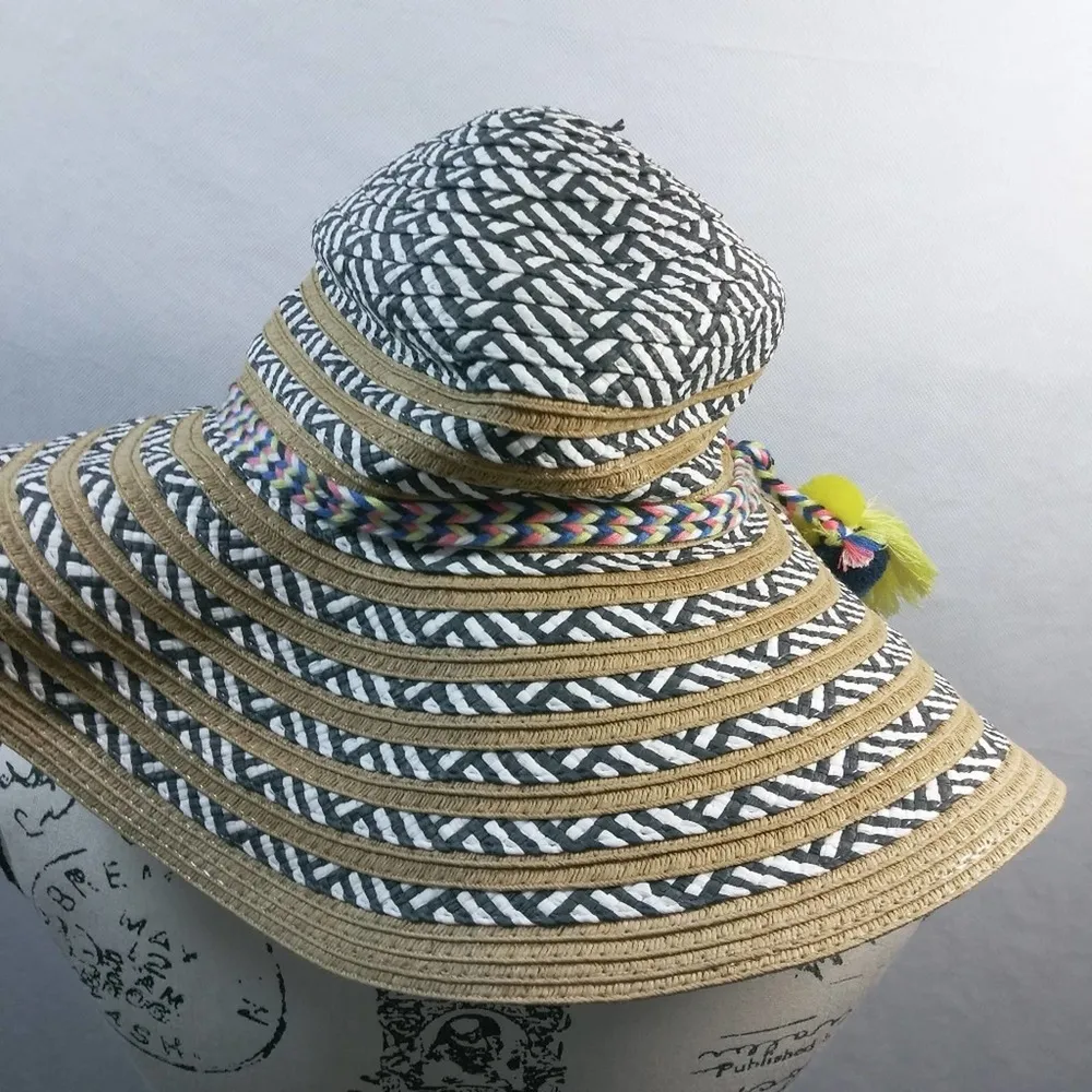 Steve Madden White Black Paper Straw Khaki Sun Hat Wide Brim One Size - Image 5