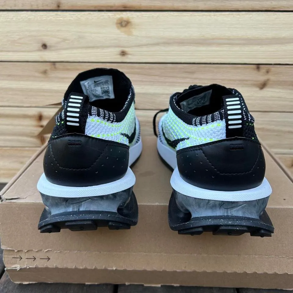 NWT New Black Nike Air Max Flyknit Racer  Sneaker in Fuchsia Dream/Black w/ Box - Image 6