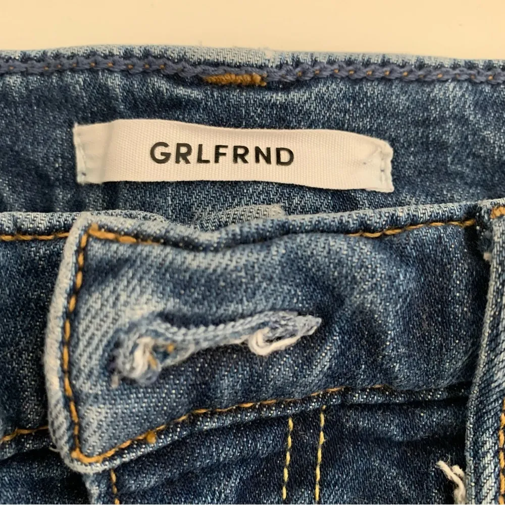 Kendall High Waist Skinny Distressed Fox Fire Wash Jeans Size 27 - Image 2