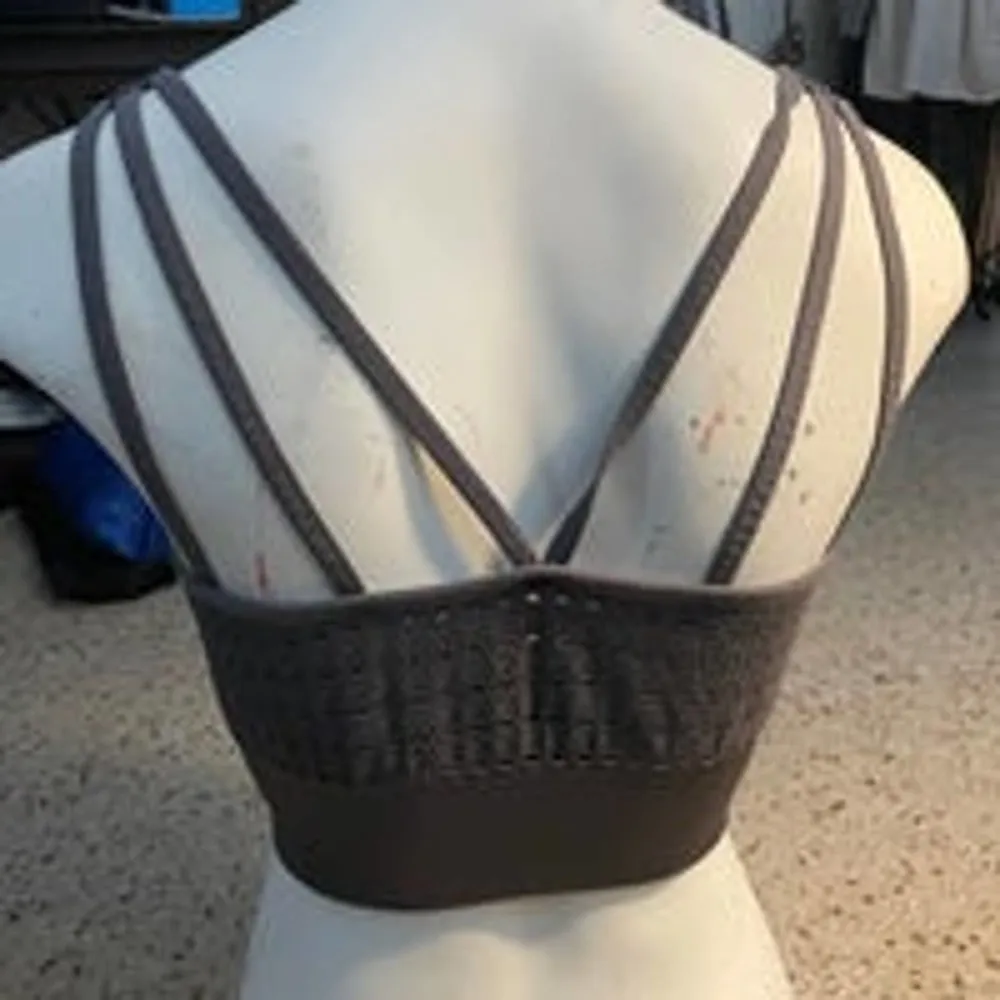 Gymshark sports bra gray - Image 5