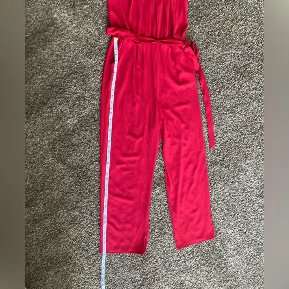 Sweet Storm Red Halter Jumpsuit with Relaxed Fit - Image 4