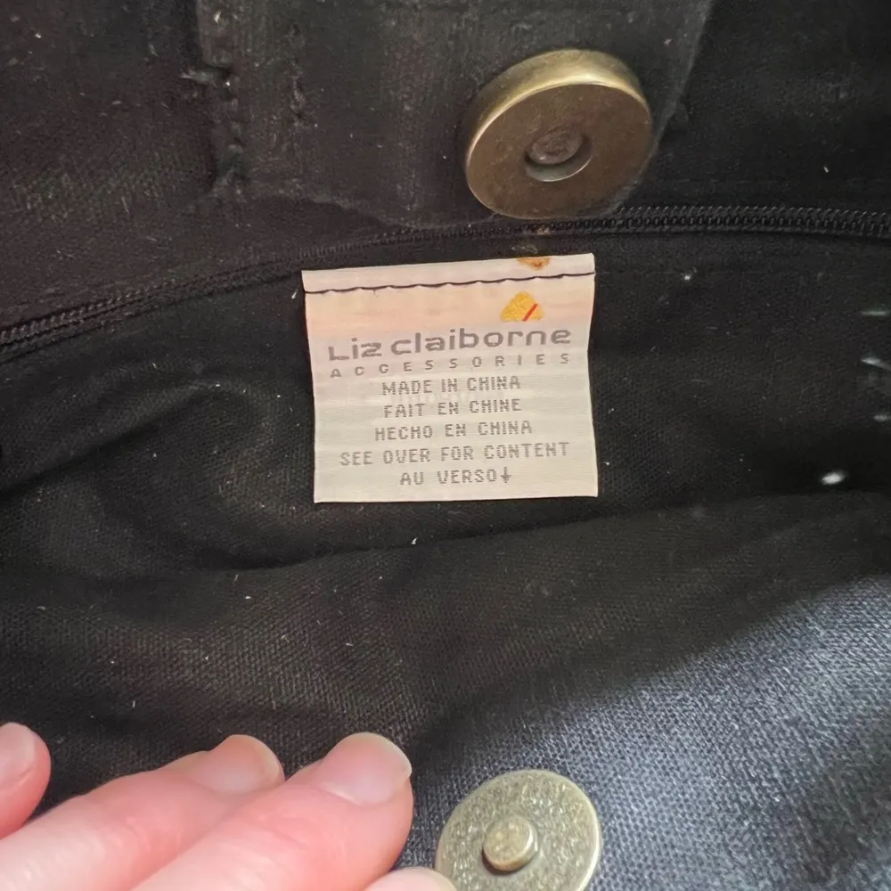 Elegant Black Bucket Bag VTG Liz Claiborne Bucket Bag - Image 5