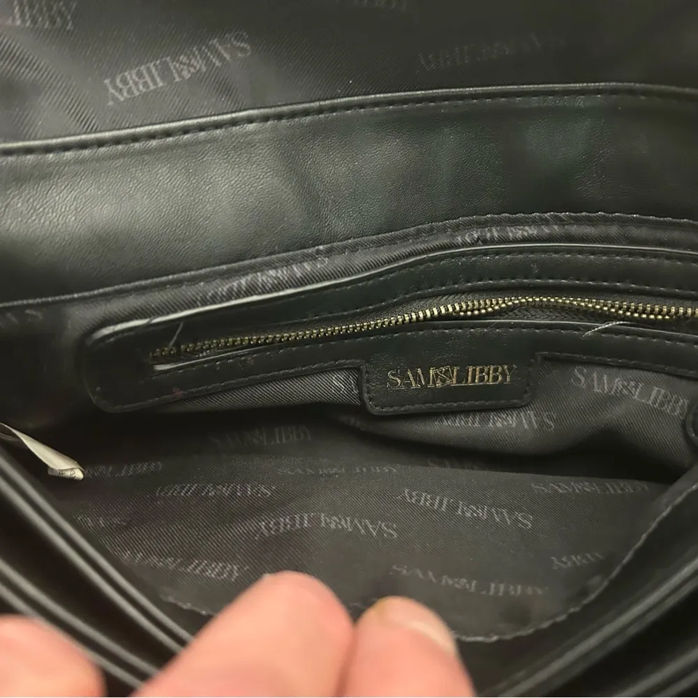 Purse Sleek Black Crossbody Bag with Chain Strap-Sam&Libby-very clean - Image 9