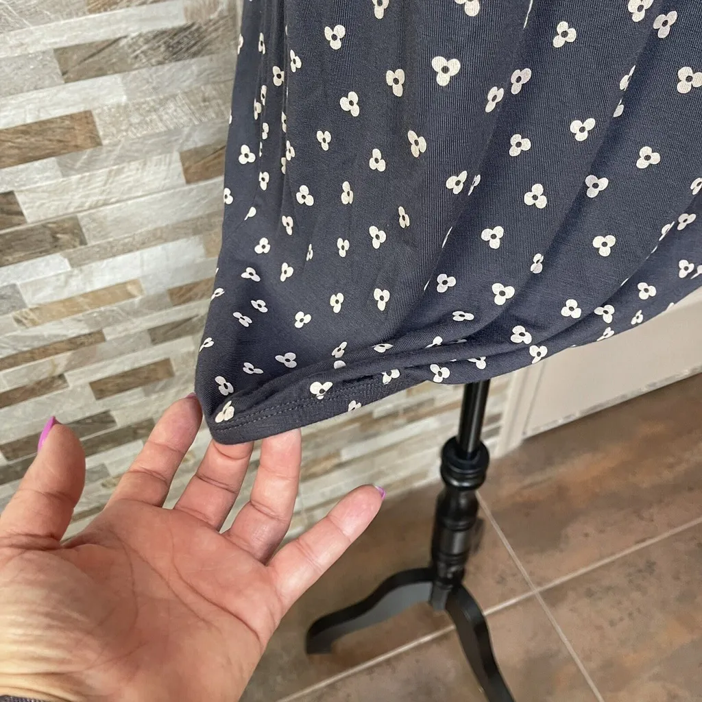 Ann Taylor Loft Women's Sz M Sleeveless Rufle Front Blouse Gray - Image 8