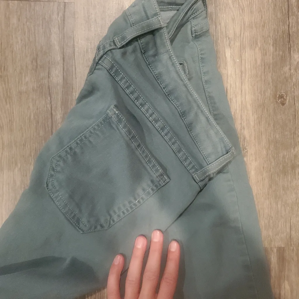 Just Black Green Skinny Jeans Women's Size 27P Very Stretchy - Image 3