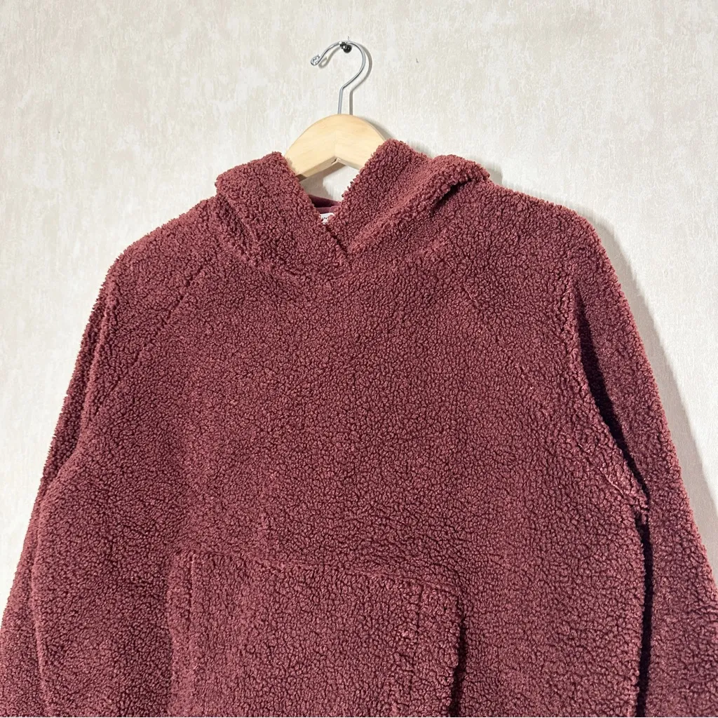 Vince Women’s Cozy Faux Fur Hoodie Pullover Teddy Chunky In Cordovan SP - Image 3