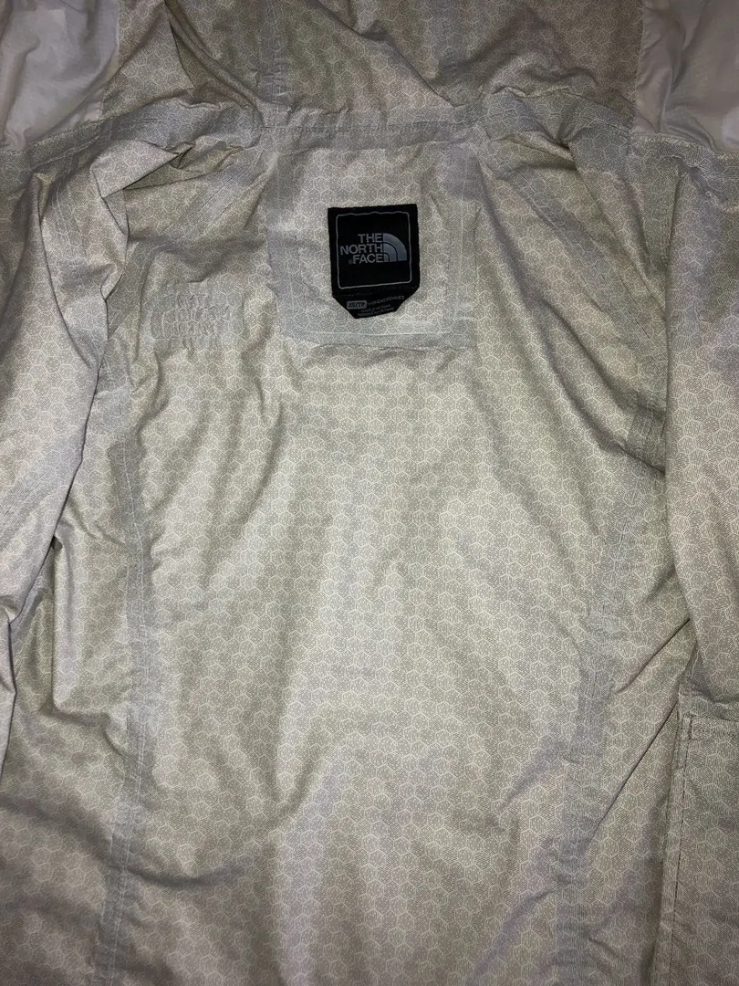 The North Face White Windbreaker - Image 6