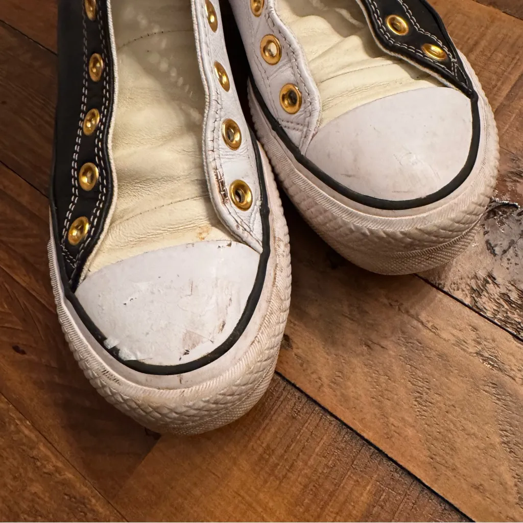 CONVERSE High-Top Sneakers with Gold Eyelets - Image 4