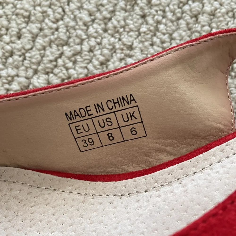 NEW Greatonu Bright Red Women’s Kitten Heels Suede Leather Size 39 Shoes NWOB - Image 6