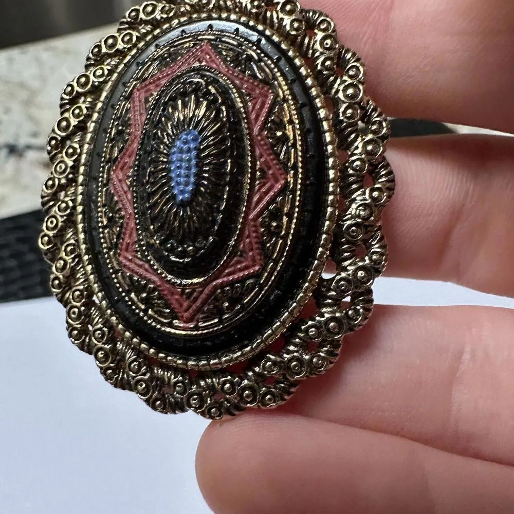 Vintage Sarah Coventry Gold Tone / Black Brooch Pin Has Loop For Pendant - Image 3