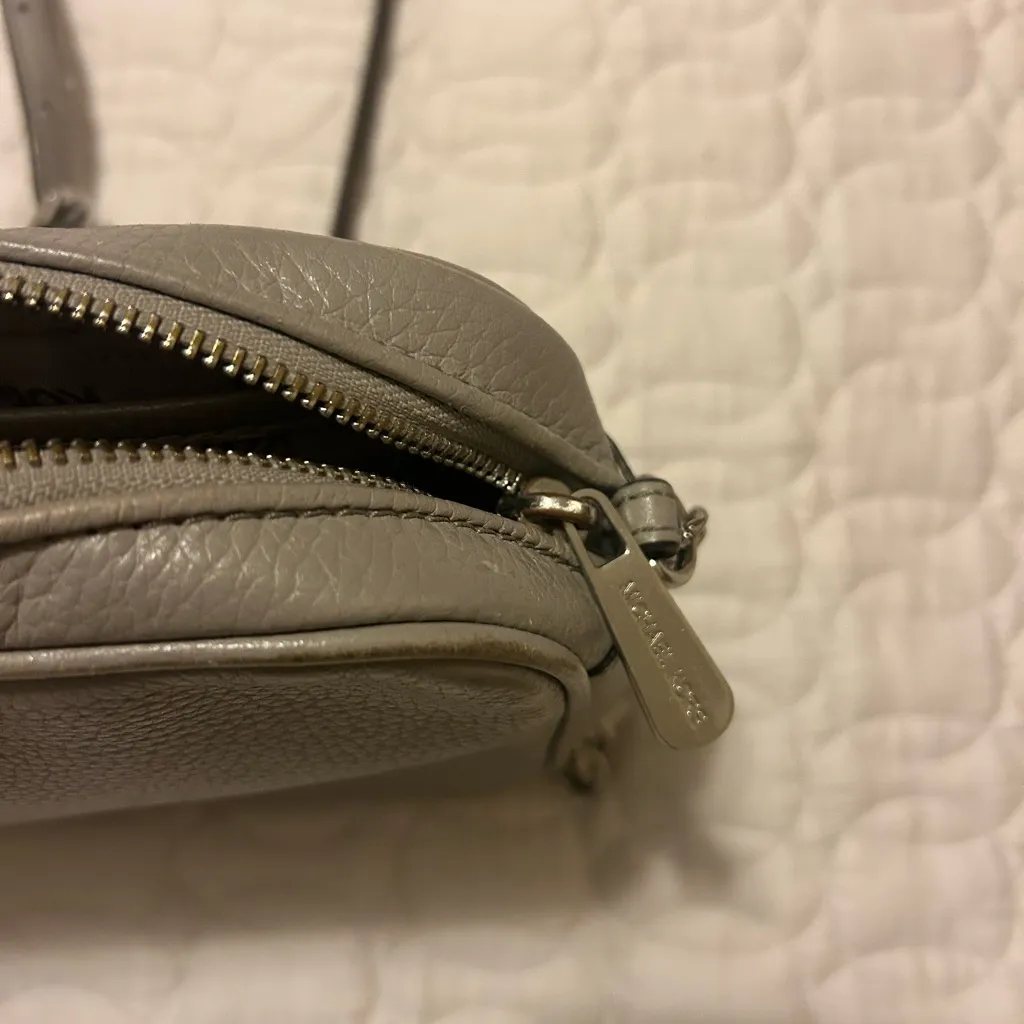 Michael Kors Taupe Crossbody Bag - Image 5