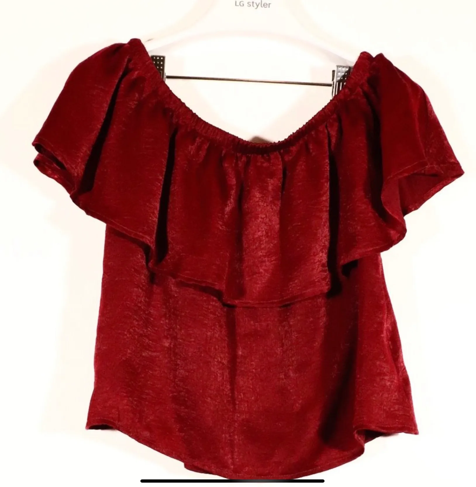 NWT   Off Shoulder Red Top - Image 4