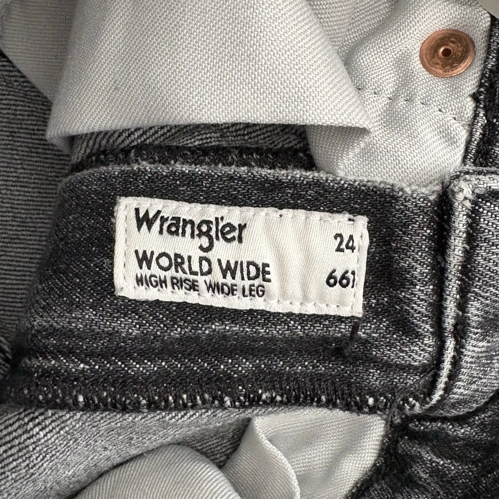 Wrangler Worldwide 661 High Rise Womens Fits 24x28 Wide Leg Jeans Distressed - Image 7