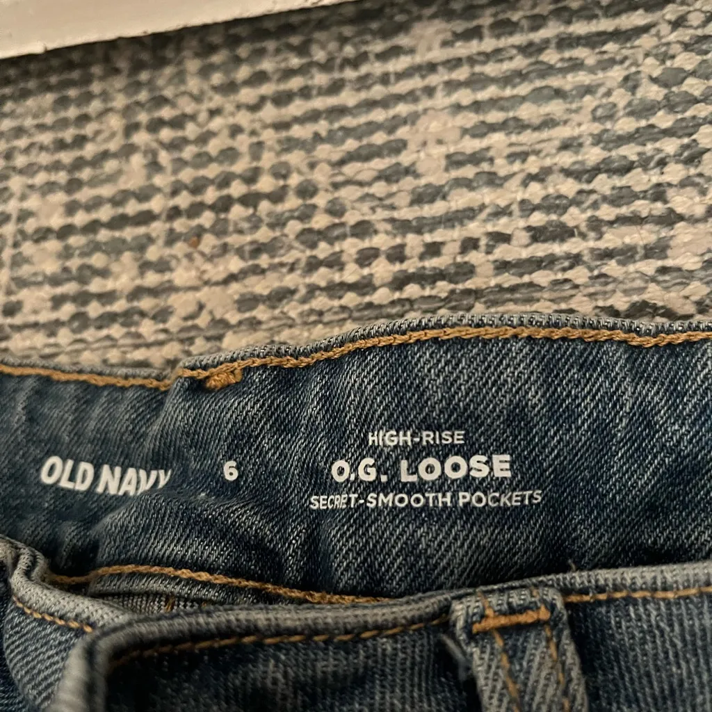 NWT Distressed Loose Jeans - Image 4