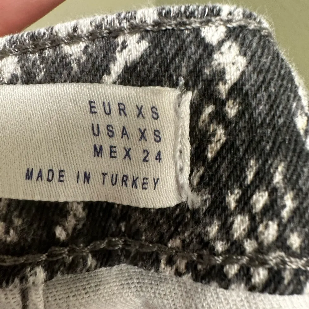 Zara snake print mini skirt - Image 5