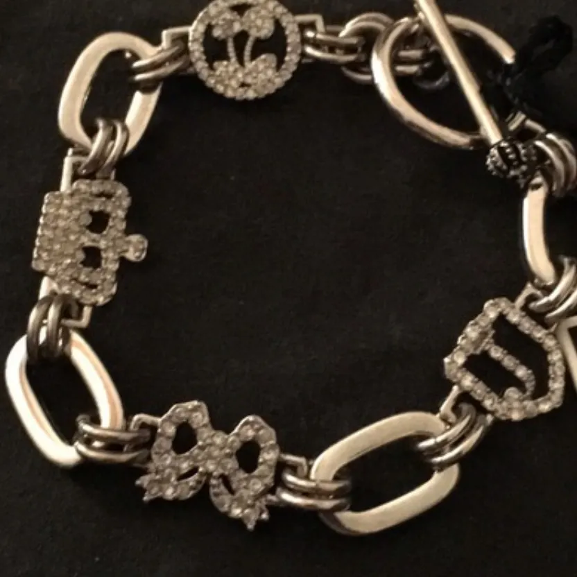 Juicy Couture  LUXE Limited Edition Crystal Charm Bracelet - Image 4