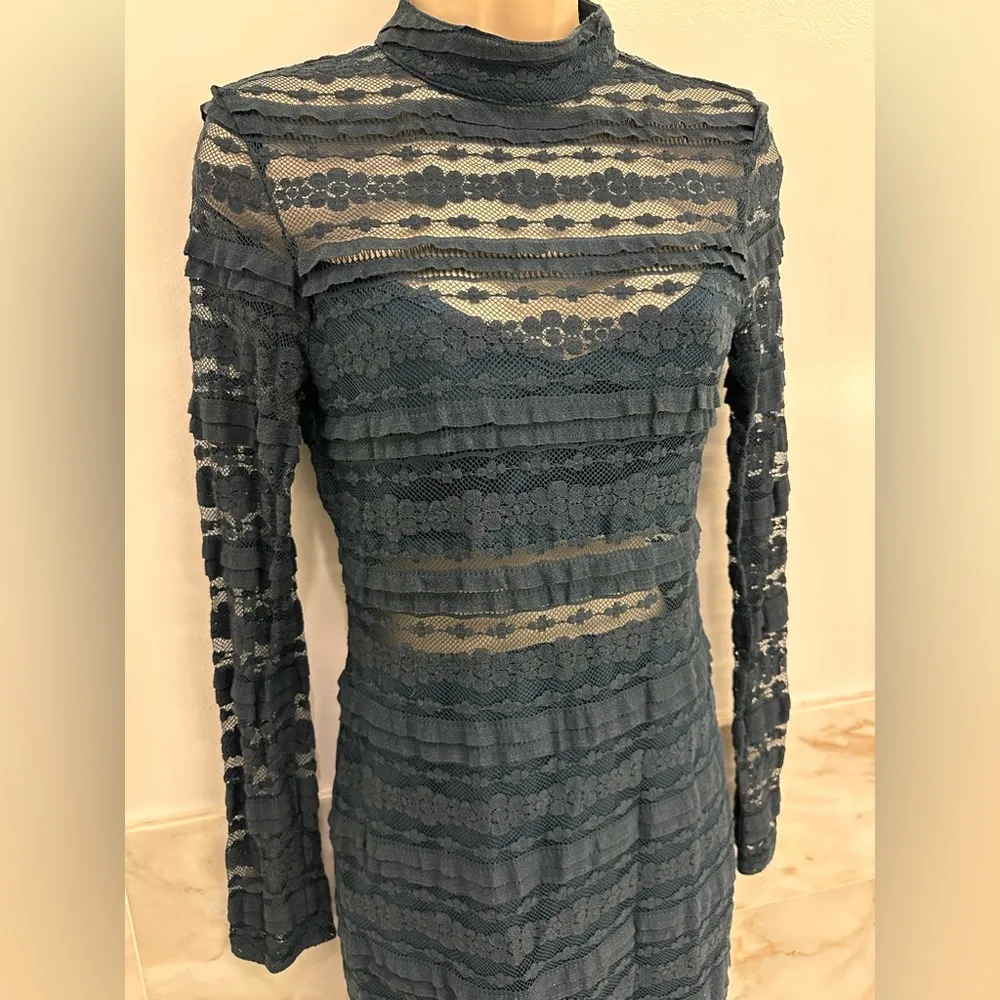 LUSH Forest Green Lace Long Sleeve Bodycon Dress - Image 15