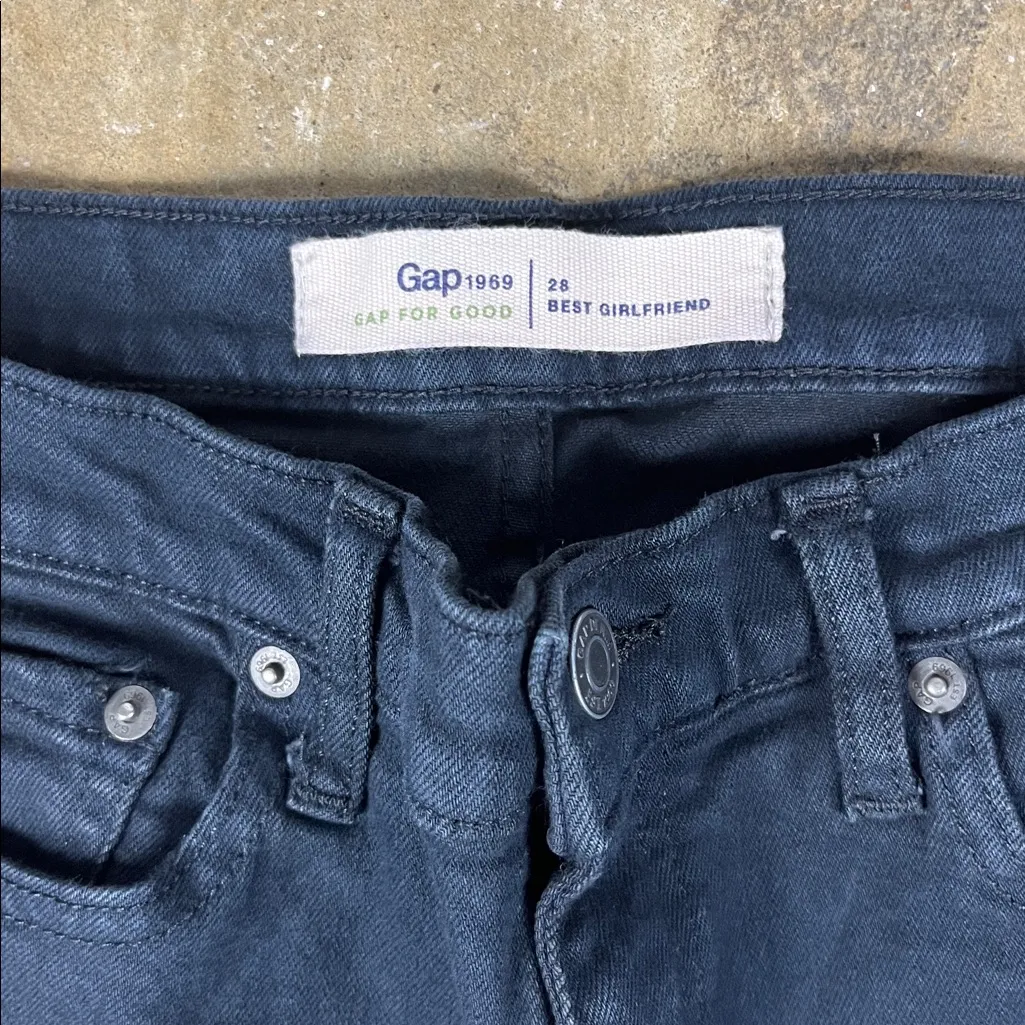 GAP Best Girlfriend Jeans in black 
Size: 28 (read description) - Image 2