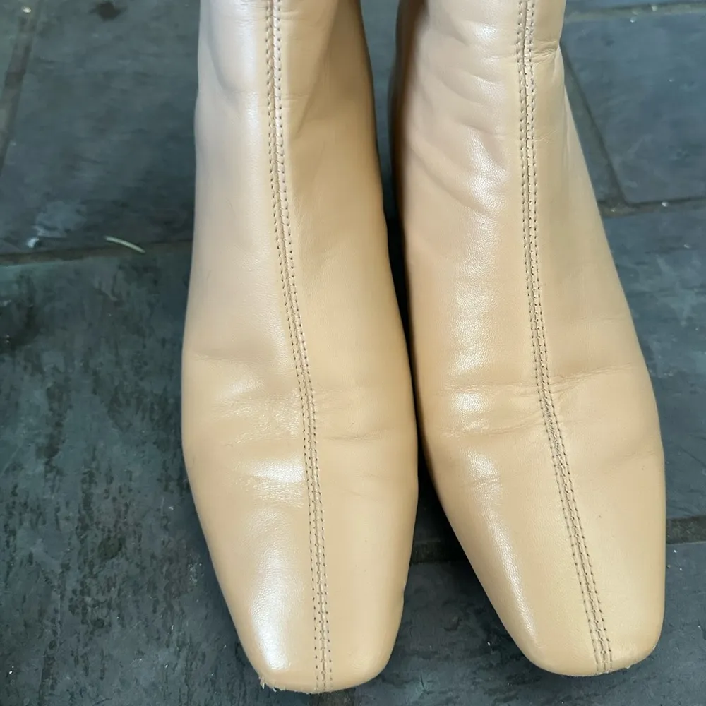 J Crew Roxie ankle boots tan leather Size 8 - Image 4